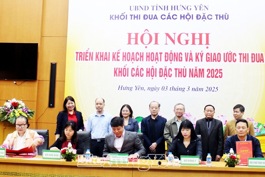 Khối Thi đua các Hội đặc thù tỉnh: Triển khai kế hoạch hoạt động và ký giao ước thi đua năm 2025