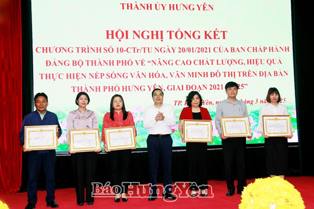 Thành phố Hưng Yên: Tổng kết thực hiện Chương trình số 10 về nếp sống văn hóa, văn minh đô thị