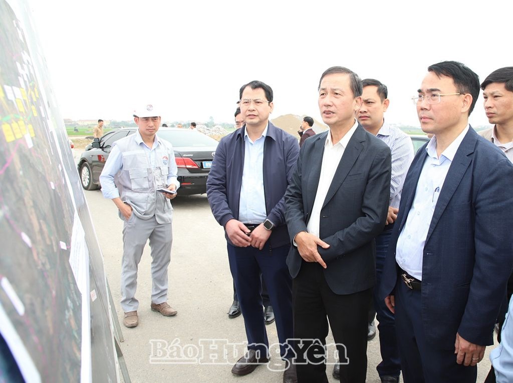 Phó Chủ tịch UBND tỉnh Nguyễn Hùng Nam kiểm tra tiến độ thực hiện một số dự án giao thông trọng điểm