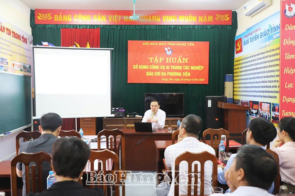 Hội Nhà báo tỉnh: Tập huấn nghiệp vụ “Sử dụng công cụ AI trong tác nghiệp báo chí đa phương tiện”