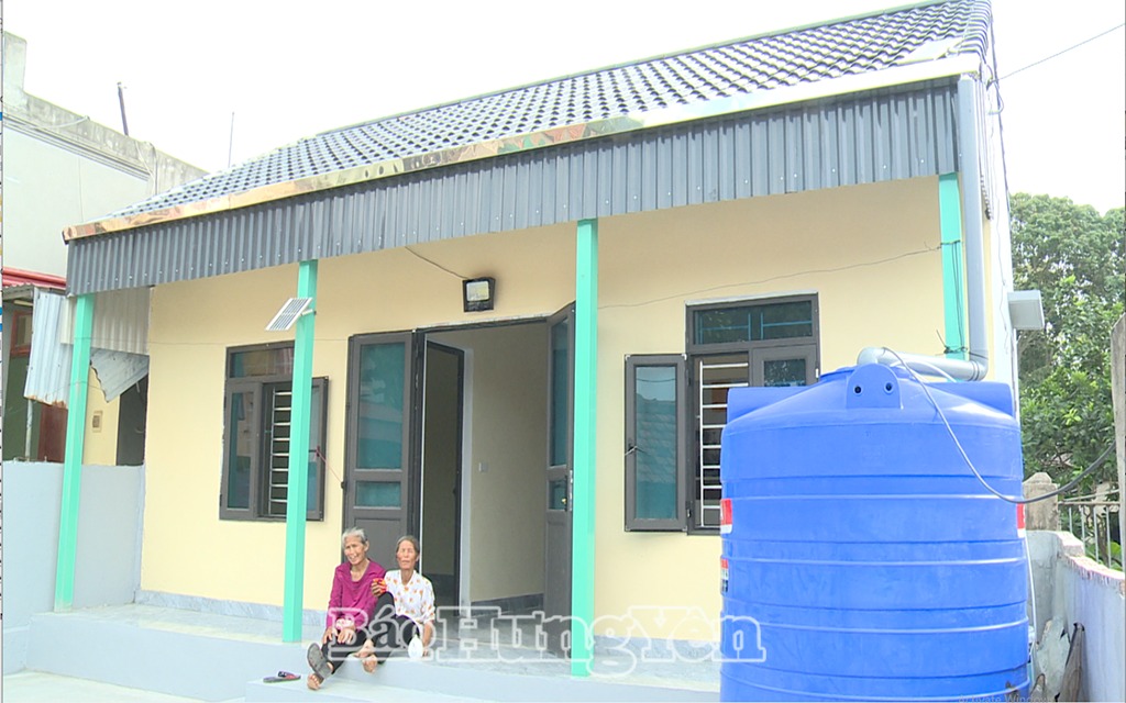 Phù Cừ hoàn thành xây mới, sửa chữa 85 nhà tạm, nhà dột nát