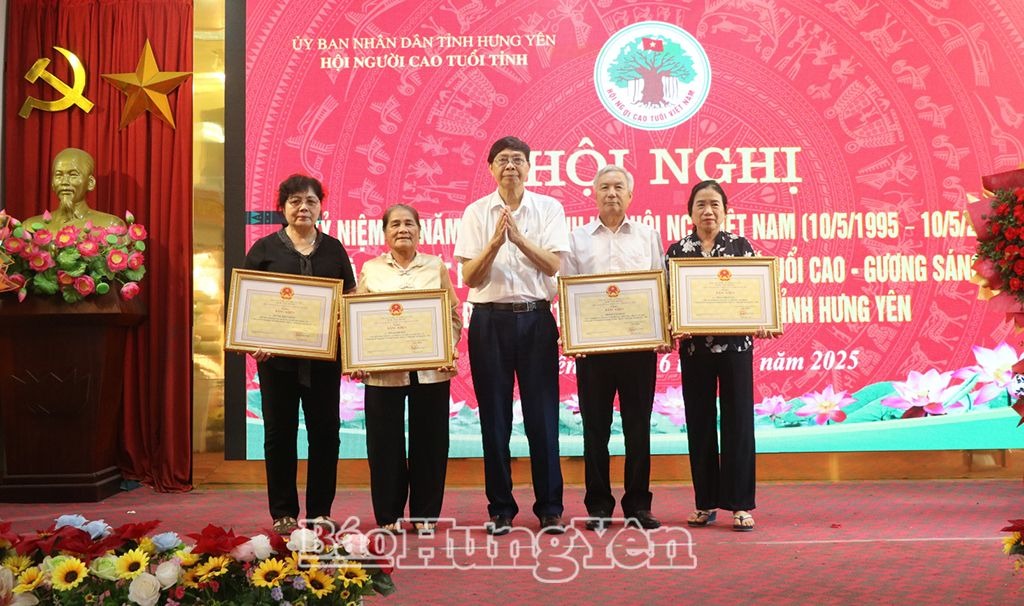 Hưng Yên: Tổng kết phong trào “Tuổi cao – Gương sáng”