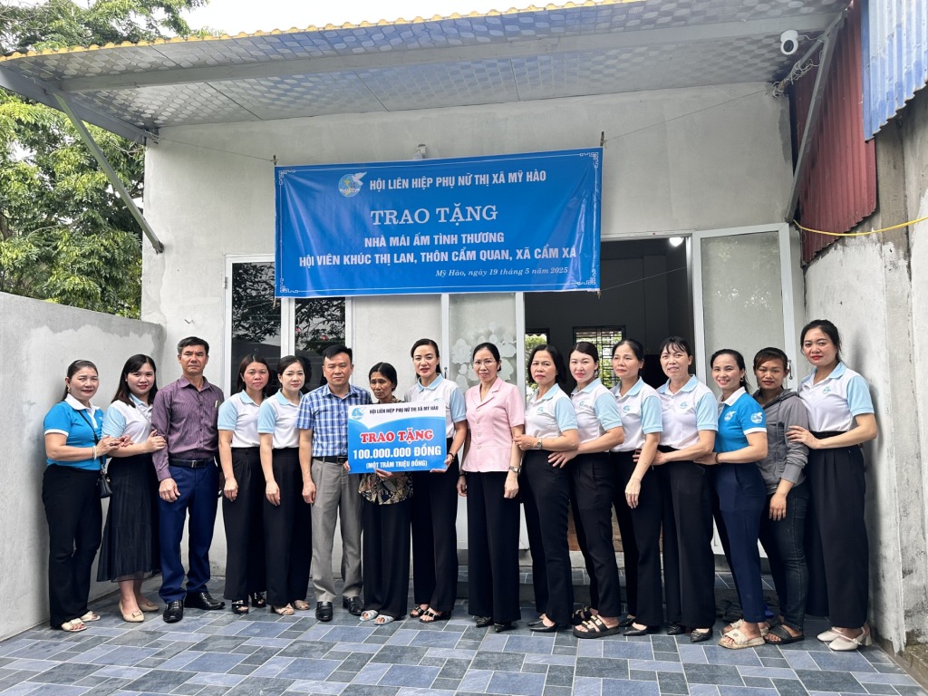 Hội Liên hiệp phụ nữ thị xã Mỹ Hào: Bàn giao “Nhà mái ấm tình thương” cho phụ nữ nghèo