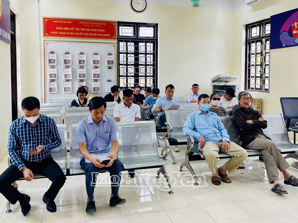 Hồ sơ về đất đai tăng cao trước sáp nhập