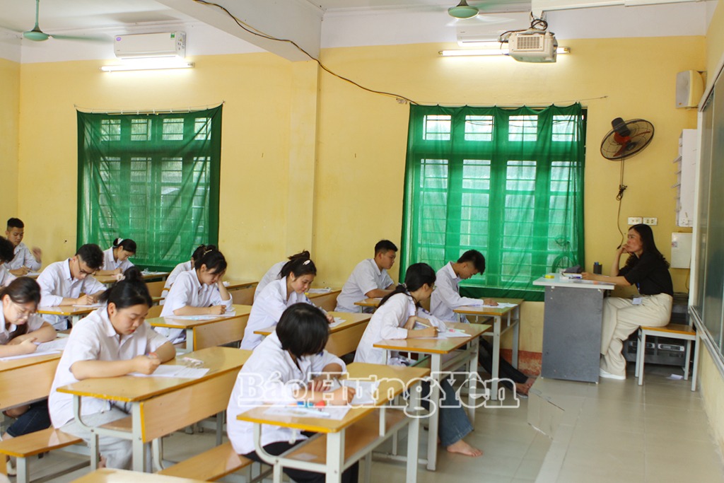 Hưng Yên: Trên 18.300 thí sinh bước vào môn thi đầu tiên