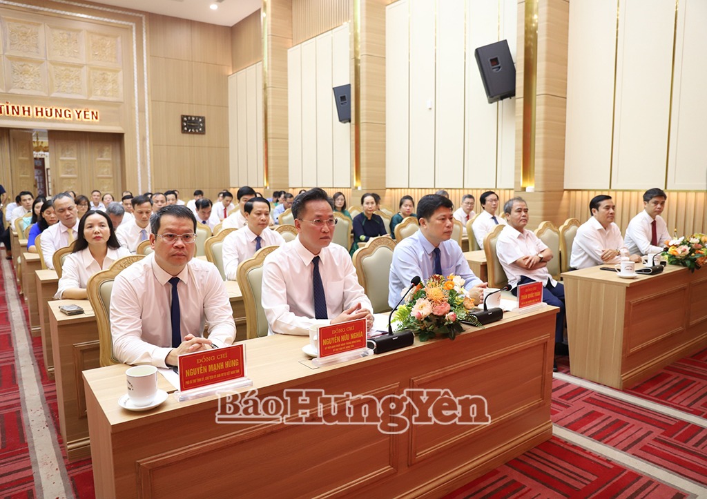 Công bố các quyết định của Ban Thường vụ Tỉnh ủy về công tác cán bộ