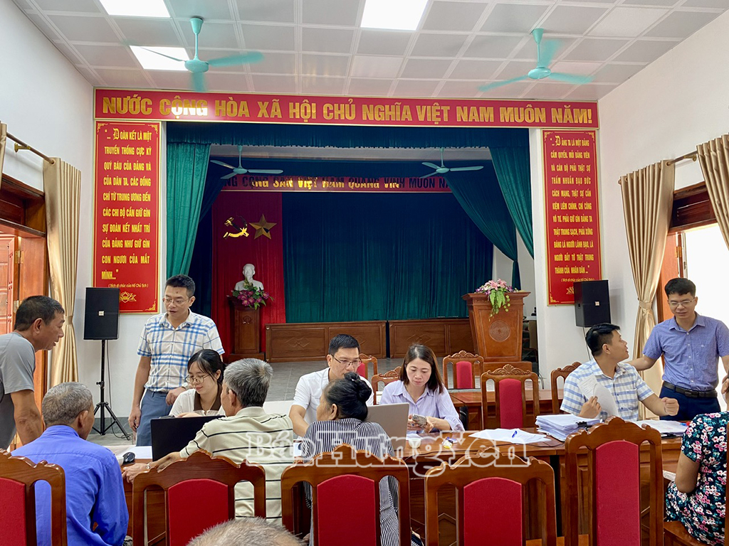 Phường Phố Hiến: Lập hai Tổ công tác xuống cơ sở hướng dẫn người dân kê khai, đăng ký quyền sử dụng đất lần đầu