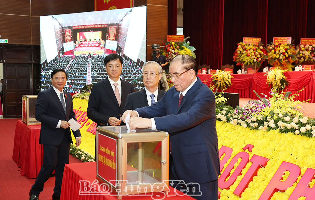 Phát động kêu gọi ủng hộ đồng bào bị thiệt hại do cơn bão số 10 gây ra