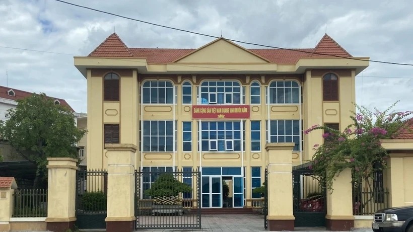 Thi hành kỷ luật Đảng đối với Chi cục trưởng Chi cục Thi hành án dân sự Đồng Hới