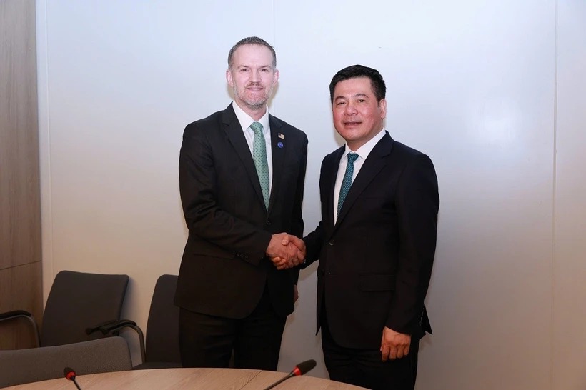 Bộ trưởng Việt Nam-Hoa Kỳ đàm phán Hiệp định song phương về thương mại đối ứng