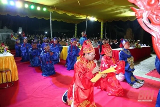 Khai ấn đền Trần ở ngôi đền gần 700 năm thờ Đức Thánh Trần Hưng Đạo