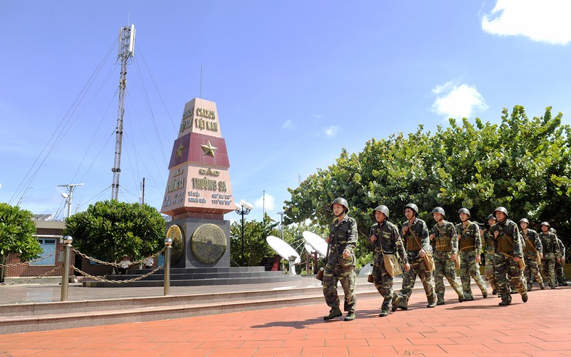 Khẳng định chủ quyền của Việt Nam trên hai quần đảo Hoàng Sa, Trường Sa