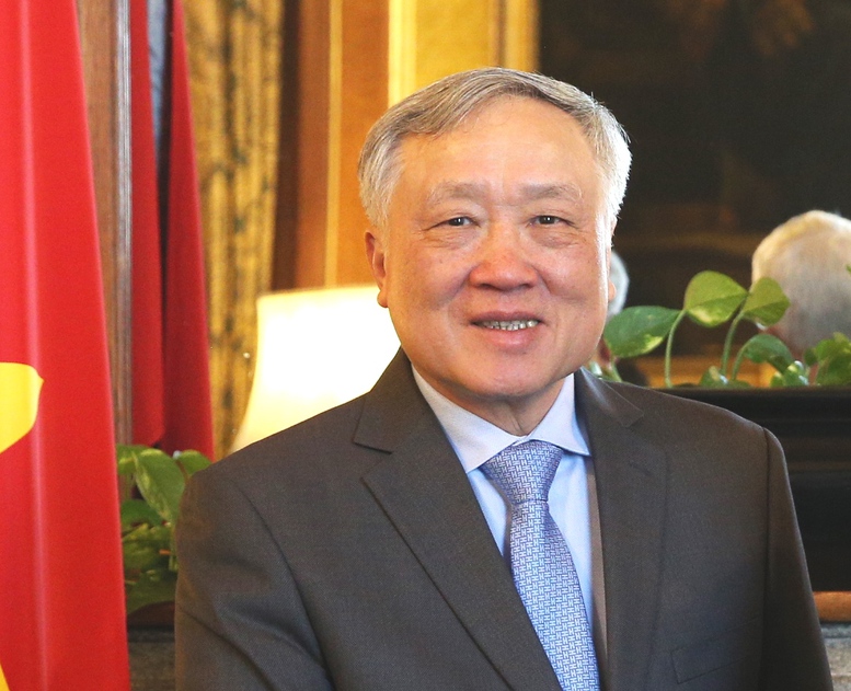 Phó Thủ tướng Thường trực Chính phủ Nguyễn Hòa Bình bắt đầu chuyến thăm và làm việc tại Luxembourg