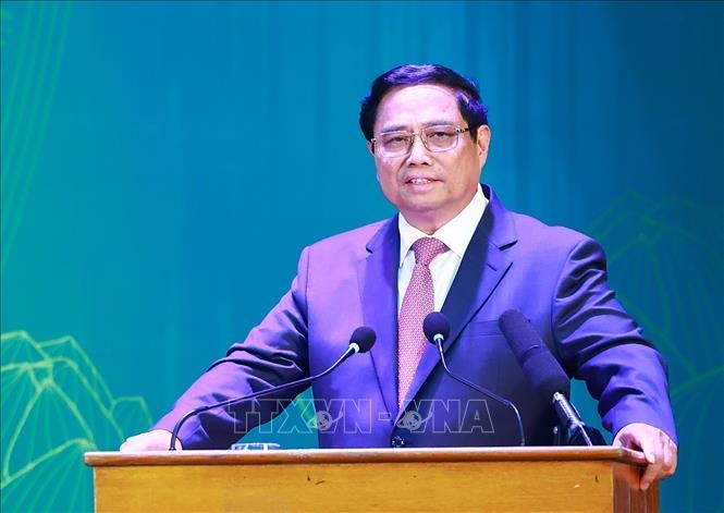 Thủ tướng Phạm Minh Chính và Chủ tịch Diễn đàn Kinh tế Thế giới giao lưu với sinh viên Việt Nam