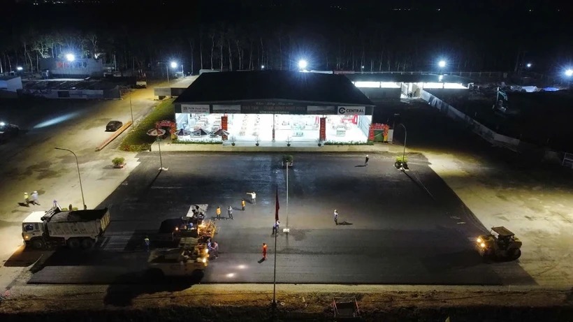 Trạm dừng nghỉ cao tốc Bắc-Nam phải hoàn thành dịch vụ công trước 30/12