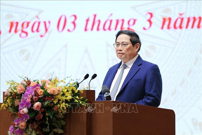 Chính phủ đồng hành cùng doanh nghiệp vượt khó khăn, thách thức để phát triển