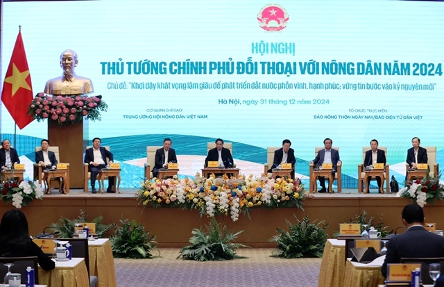 Thủ tướng Phạm Minh Chính đối thoại với nông dân