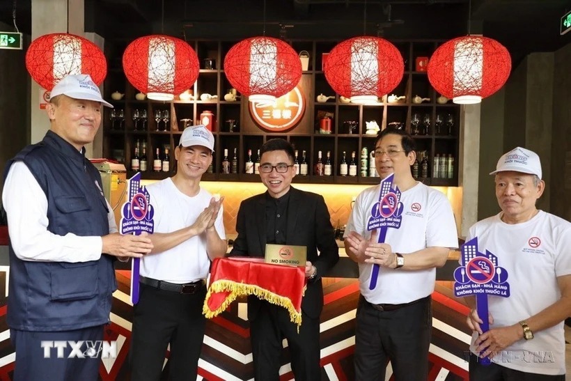 Bộ Y tế: Thuế tăng chậm, giá thuốc lá ở Việt Nam vẫn quá rẻ