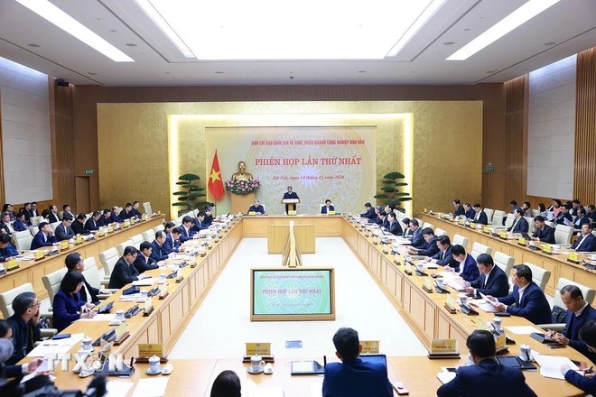 Thủ tướng: Phát triển công nghiệp bán dẫn là nhu cầu tất yếu, đột phá chiến lược