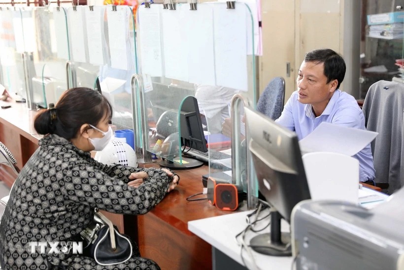 Đề xuất chi 15.000 tỷ đồng giải quyết chính sách cho công chức xã không đạt tiêu chuẩn