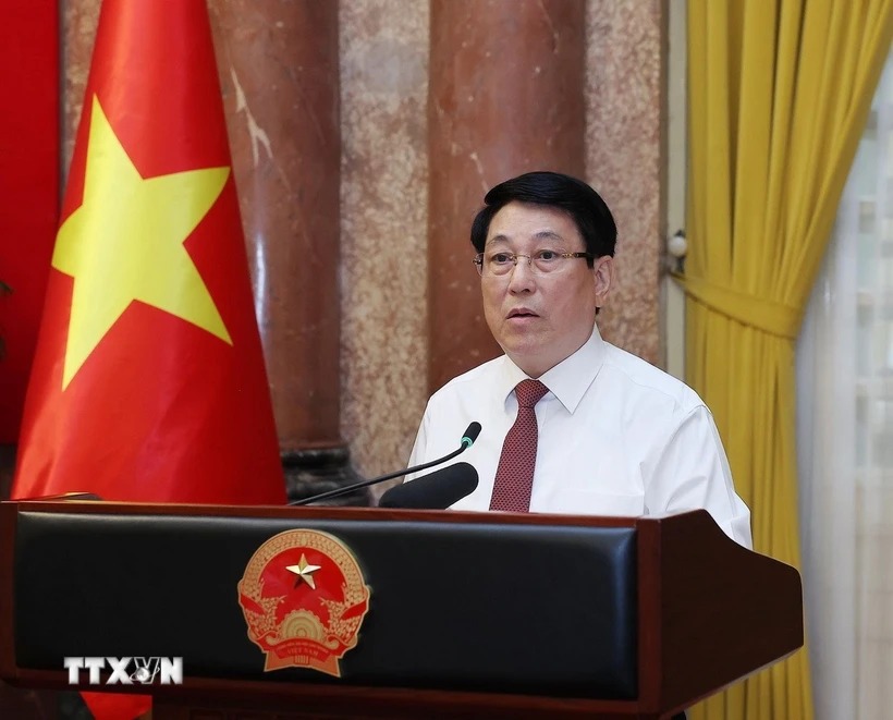 Chủ tịch nước: Báo chí phải luôn là người đồng hành tỉnh táo và tin cậy