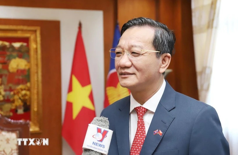 Việt Nam ủng hộ mạnh mẽ công cuộc đổi mới ở Lào