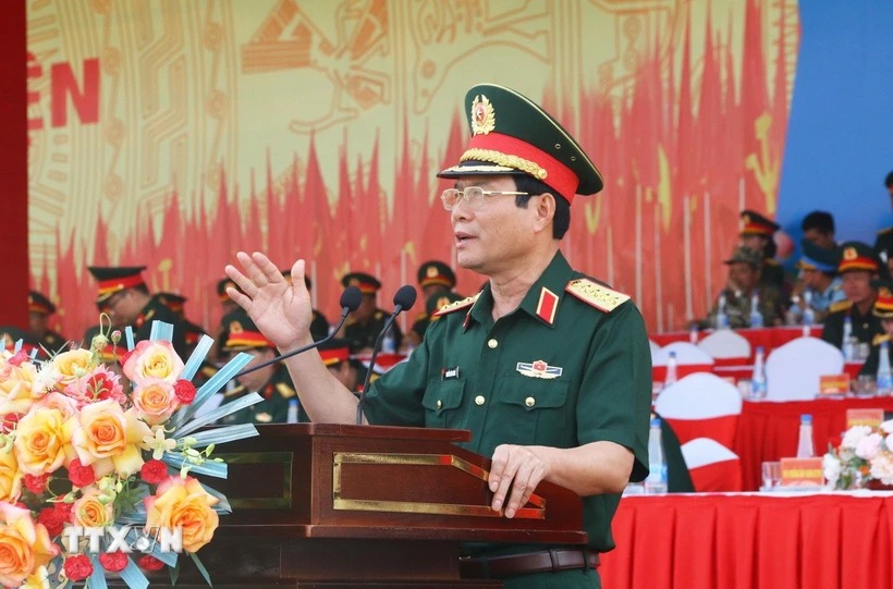 Tổng hợp luyện diễu binh, diễu hành cho Lễ kỷ niệm 50 năm Thống nhất đất nước