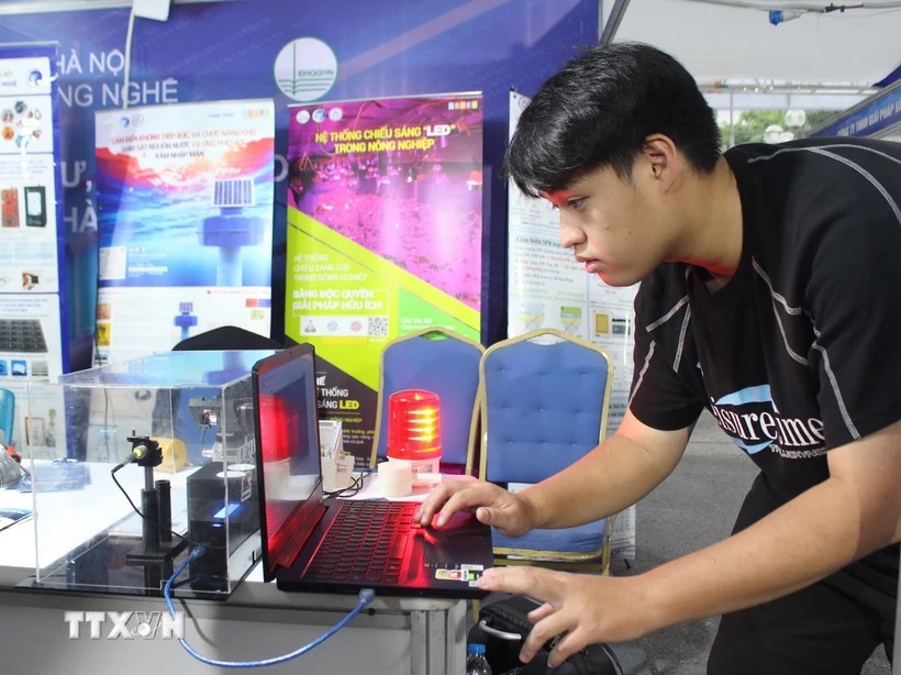 Bài 2: Chìa khoá của ngành công nghiệp bán dẫn