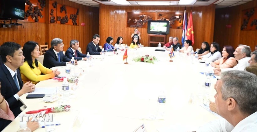 Tăng cường hợp tác giữa các địa phương của Việt Nam và Cuba