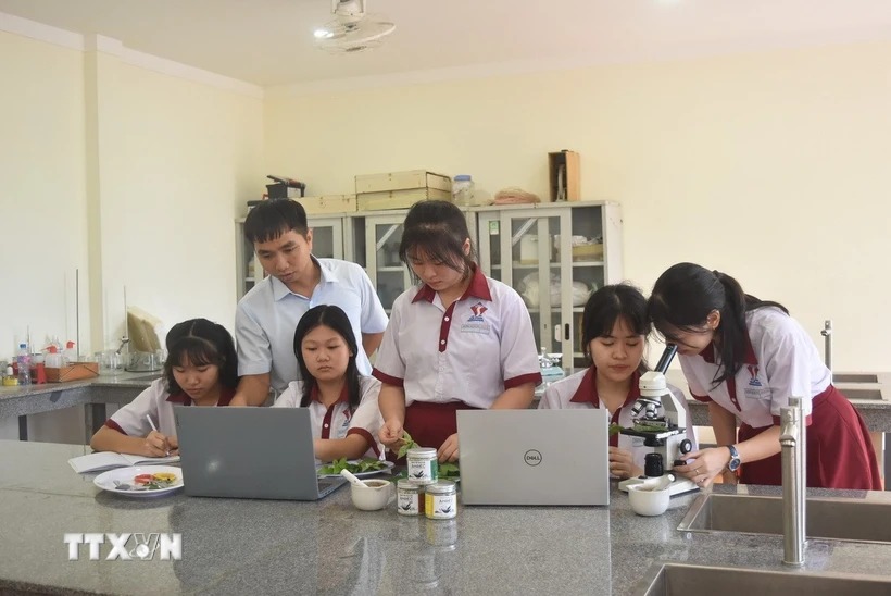 Định hướng phát triển con người mới tới năm 2045: Tương lai cho thế hệ vươn mình