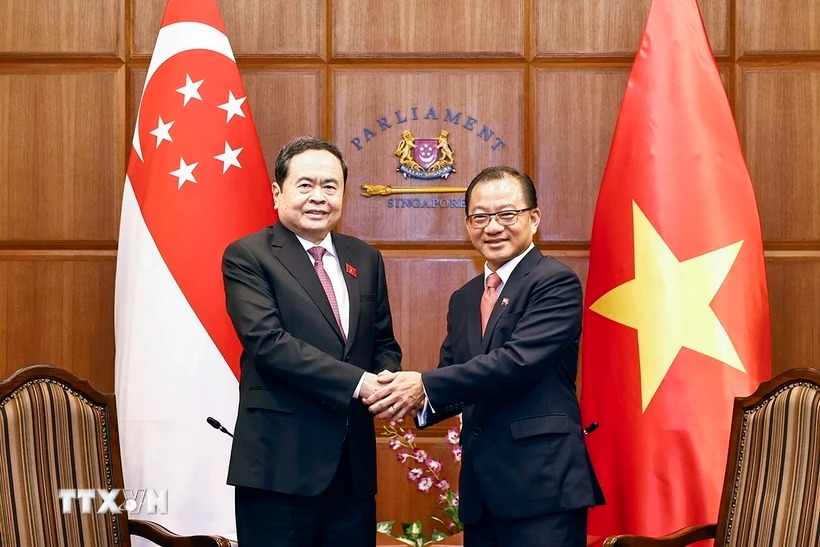 Chủ tịch Quốc hội Trần Thanh Mẫn và Phu nhân kết thúc tốt đẹp chuyến thăm chính thức Singapore