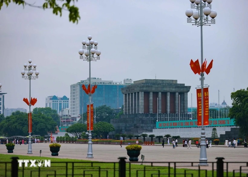 Công bố Lệnh về Pháp lệnh Quản lý, bảo vệ Khu di tích Lăng Chủ tịch Hồ Chí Minh