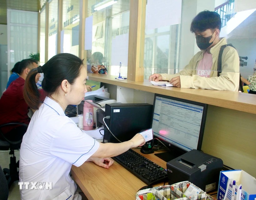 Chuyển đổi số để tạo điều kiện cho dân tiếp cận các dịch vụ y tế hiệu quả