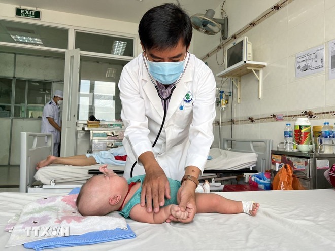 Cảnh giác với mức độ nguy hiểm của sốt xuất huyết trong mùa Hè