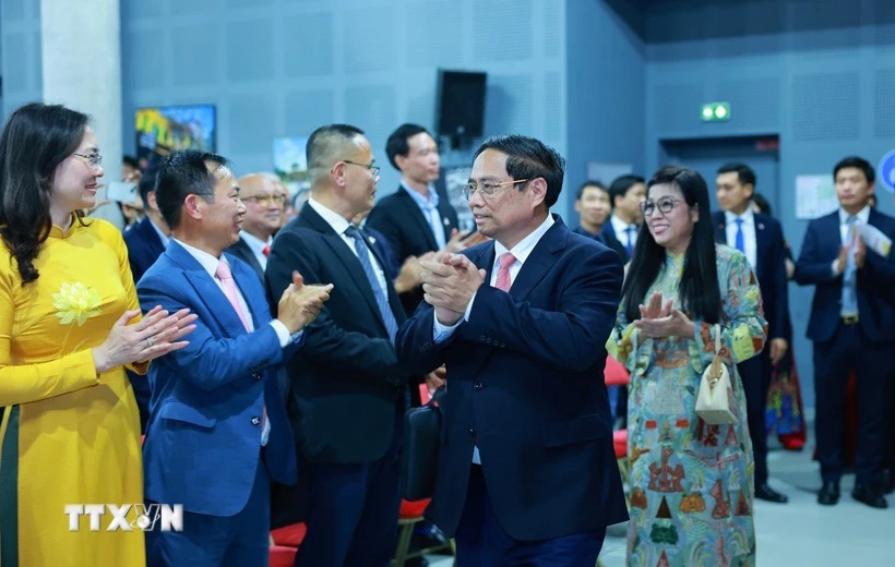 Người Việt Nam tại Pháp tự hào, đóng góp xây dựng đất nước ngày càng phát triển