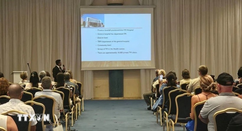 Y học cổ truyền Việt Nam là tâm điểm chú ý tại Hội nghị Quốc tế BioNCiD 2025