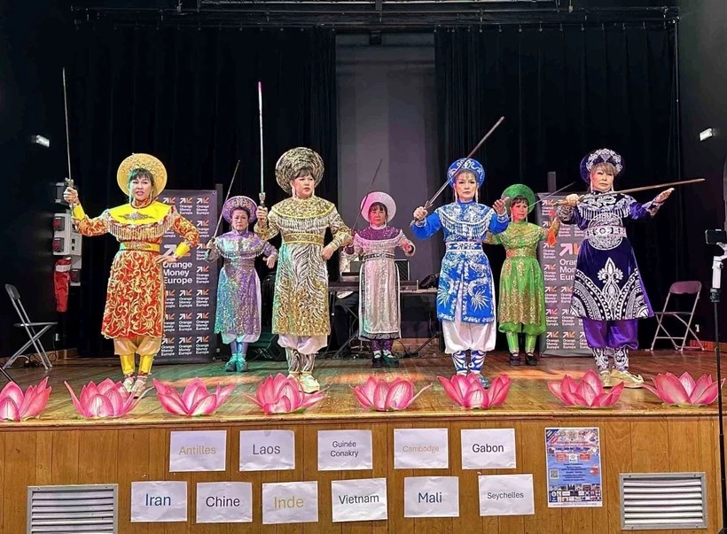 Duy trì và phát huy bản sắc văn hóa Việt Nam trong không gian Pháp ngữ