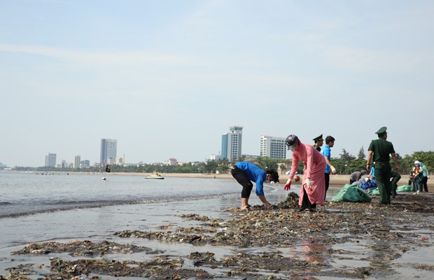 Ngày không sử dụng túi nylon: 'Bớt túi nylon, thêm nhiều mầm sống'