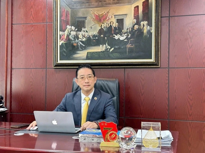 Thay đổi mạnh mẽ quan điểm và nhận thức về vai trò khu vực kinh tế tư nhân