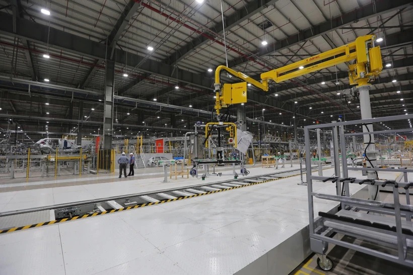 Vốn đầu tư công tăng mạnh, FDI đạt kỷ lục trong tháng Hai